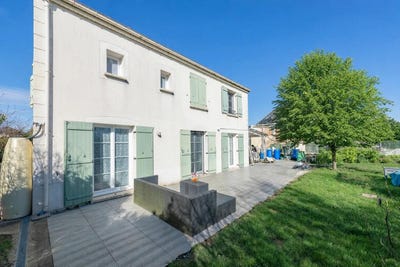 /international/fr/rouvres-ile-de-france-310107971562/