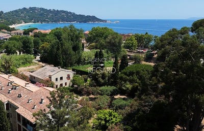 /international/fr/le-lavandou-provence-alpes-cote-d-azur-310101081318/