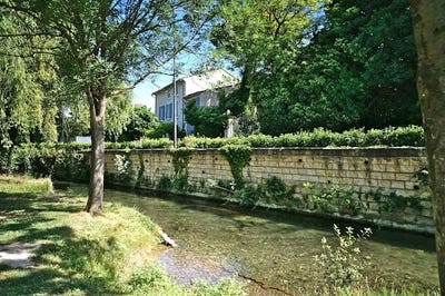 /international/fr/velleron-provence-alpes-cote-d-azur-310100716676/