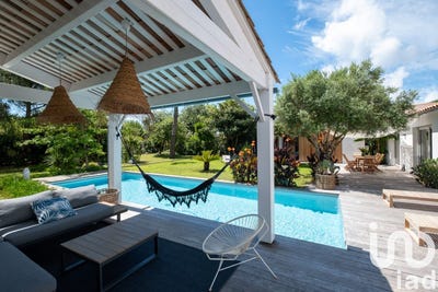 /international/fr/sainte-marie-de-re-charente-310101015324/