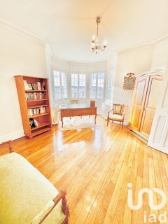 /international/fr/creil-picardie-310098969832/