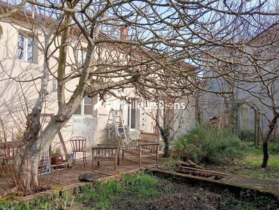 /international/fr/lesparre-medoc-aquitaine-310101109198/?lang=zh-cn