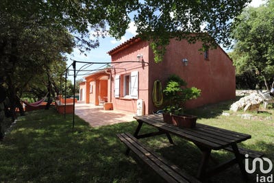 /international/fr/regusse-provence-alpes-cote-d-azur-310099942009/