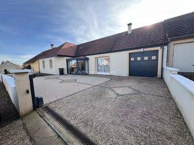 /international/fr/saulieu-burgundy-310107498304/