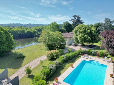 /international/fr/saint-seurin-de-prats-aquitaine-310108633567/
