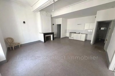 /international/fr/nimes-languedoc-roussillon-310106598599/