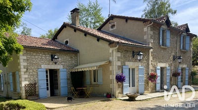 /international/fr/thiviers-aquitaine-310109018448/