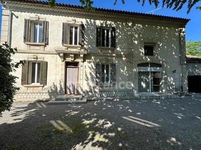 /international/fr/cabannes-provence-alpes-cote-d-azur-310101061797/