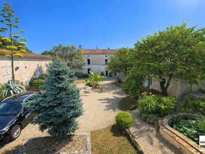 /international/fr/douzat-charente-310104086386/