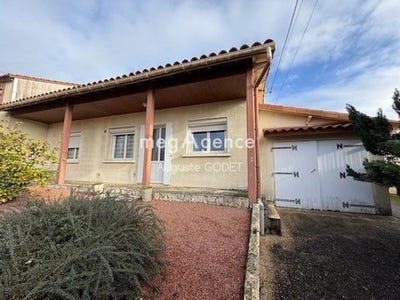 /international/fr/courlay-charente-310105821130/