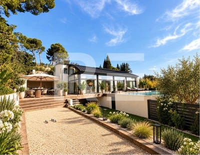 /international/fr/beaucaire-languedoc-roussillon-310110287969/