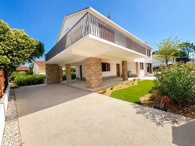 /international/fr/saint-cyprien-languedoc-roussillon-310109100264/?lang=it