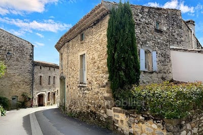 /international/fr/rousset-les-vignes-rhone-310108001918/