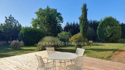 /international/fr/montipouret-centre-val-de-loire-310103427823/