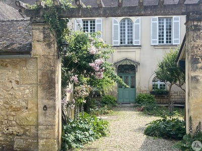 /international/fr/issigeac-aquitaine-310108870449/