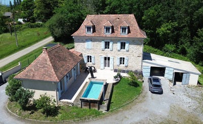 /international/fr/salies-de-bearn-aquitaine-310107774894/
