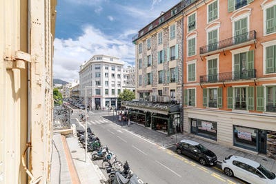 /international/fr/nice-provence-alpes-cote-d-azur-310101252290/