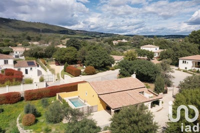 /international/fr/seillons-source-d-argens-provence-alpes-cote-d-azur-310098440193/