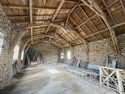 /international/fr/almont-les-junies-midi-pyrenees-310109023177/?lang=id