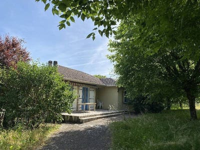 /international/fr/saint-aubin-de-lanquais-aquitaine-310108466051/
