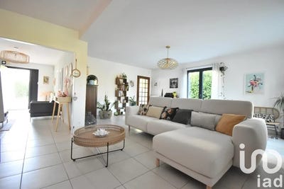 /international/fr/longeville-les-saint-avold-lorraine-310098899669/