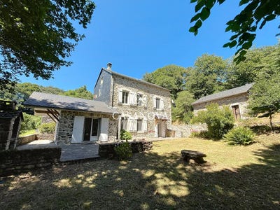 /international/fr/la-salvetat-sur-agout-languedoc-roussillon-310100988662/