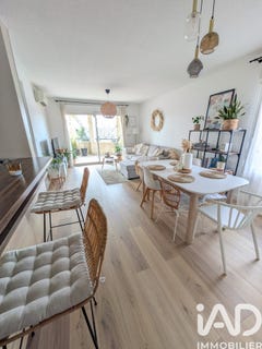 /international/fr/pezenas-languedoc-roussillon-310106427257/