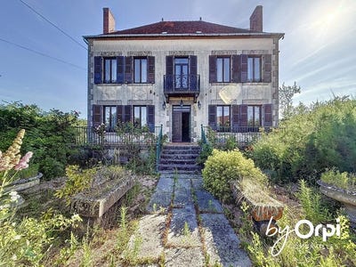 /international/fr/lapeyrouse-auvergne-310109096295/