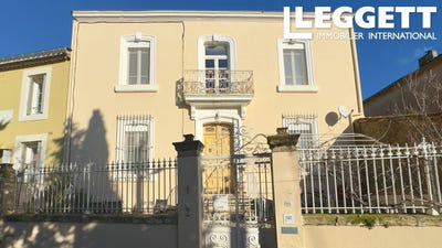 /international/fr/pouzols-minervois-languedoc-roussillon-310105380221/