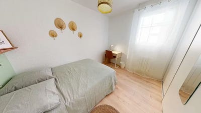 /international/fr/avenue-du-president-salvador-allende-lormont-midi-pyrenees-310104204392/