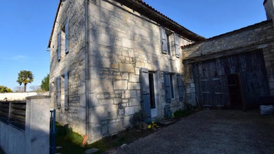 /international/fr/l-isle-d-espagnac-charente-310102209678/