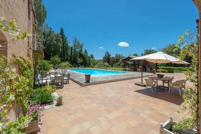 /international/fr/rians-provence-alpes-cote-d-azur-310119995868/