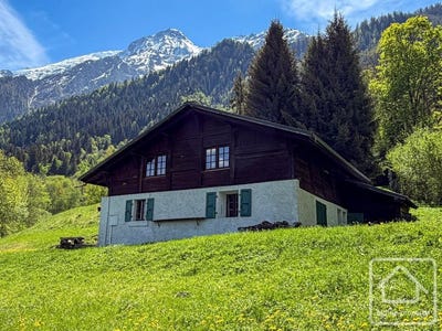 /international/fr/les-houches-rhone-310108138036/