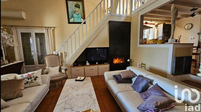 /international/fr/carces-provence-alpes-cote-d-azur-310101033177/