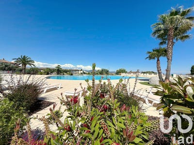 /international/fr/roquebrune-sur-argens-provence-alpes-cote-d-azur-310100105278/