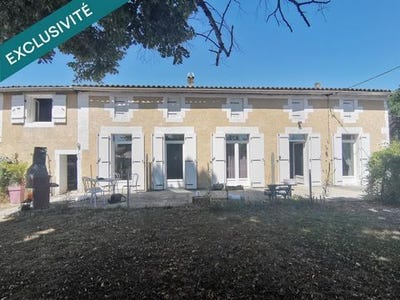 /international/fr/saint-caprais-de-blaye-aquitaine-310099256983/
