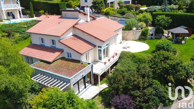 /international/fr/saint-genest-lerpt-rhone-310100236302/