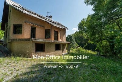 /international/fr/embrun-provence-alpes-cote-d-azur-310110252243/