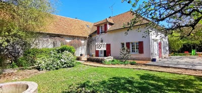 /international/fr/cheverny-centre-val-de-loire-310098905476/