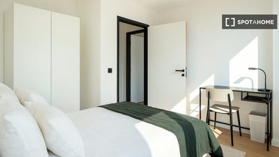 /international/fr/paris-ile-de-france-310109077418/