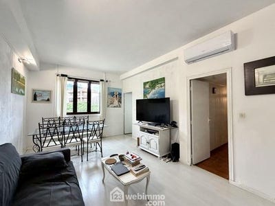 /international/fr/biguglia-corsica-310106751329/