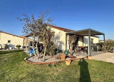 /international/fr/prudhomat-midi-pyrenees-310106833129/
