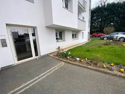 /international/fr/epernon-centre-val-de-loire-310098839735/