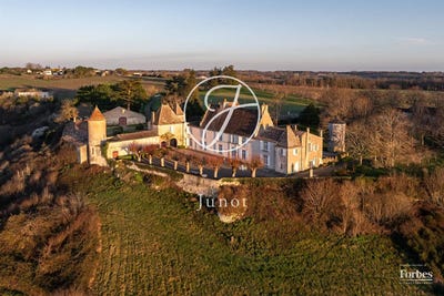 /international/fr/castillon-la-bataille-aquitaine-310107363124/
