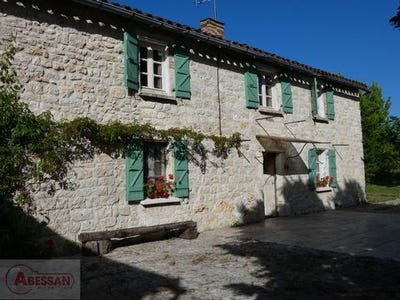 /international/fr/cordes-sur-ciel-midi-pyrenees-310108675320/
