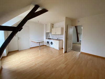 /international/fr/cantenay-epinard-pays-de-la-loire-310107579970/
