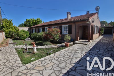 /international/fr/cannes-ecluse-ile-de-france-310108307145/