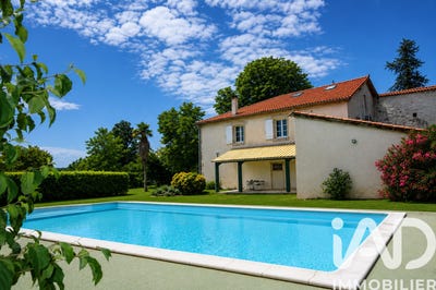 /international/fr/castelculier-aquitaine-310105248752/
