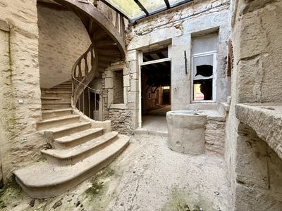 /international/fr/vezelay-burgundy-310108870590/