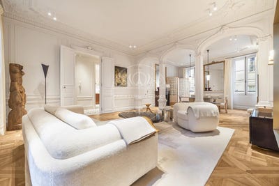 /international/fr/paris-6th-paris-310109126888/